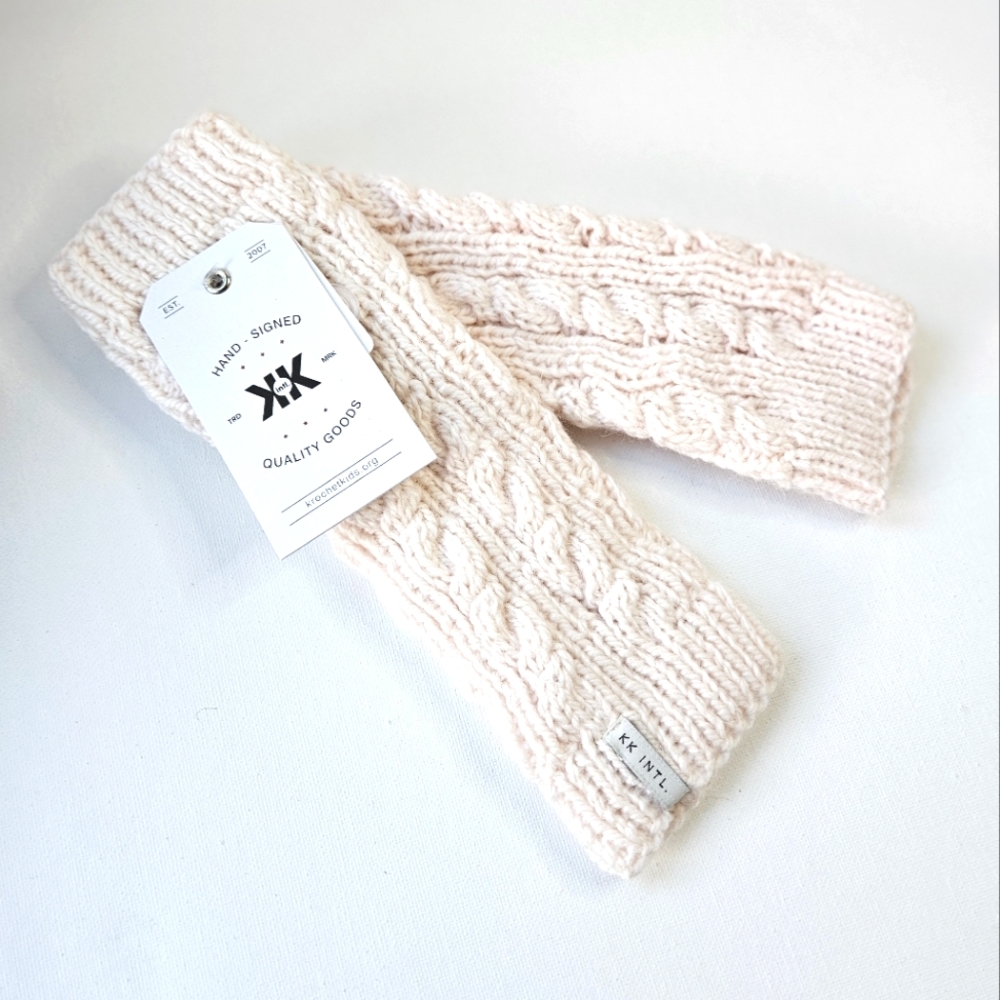 KK INT. Wrist/Hand Warmers/ Fingerless Gloves Pastel Pink NWT!